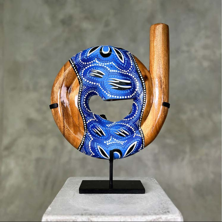 Blue LIDAH® Spiral Didgeridoo Studio Image with stand